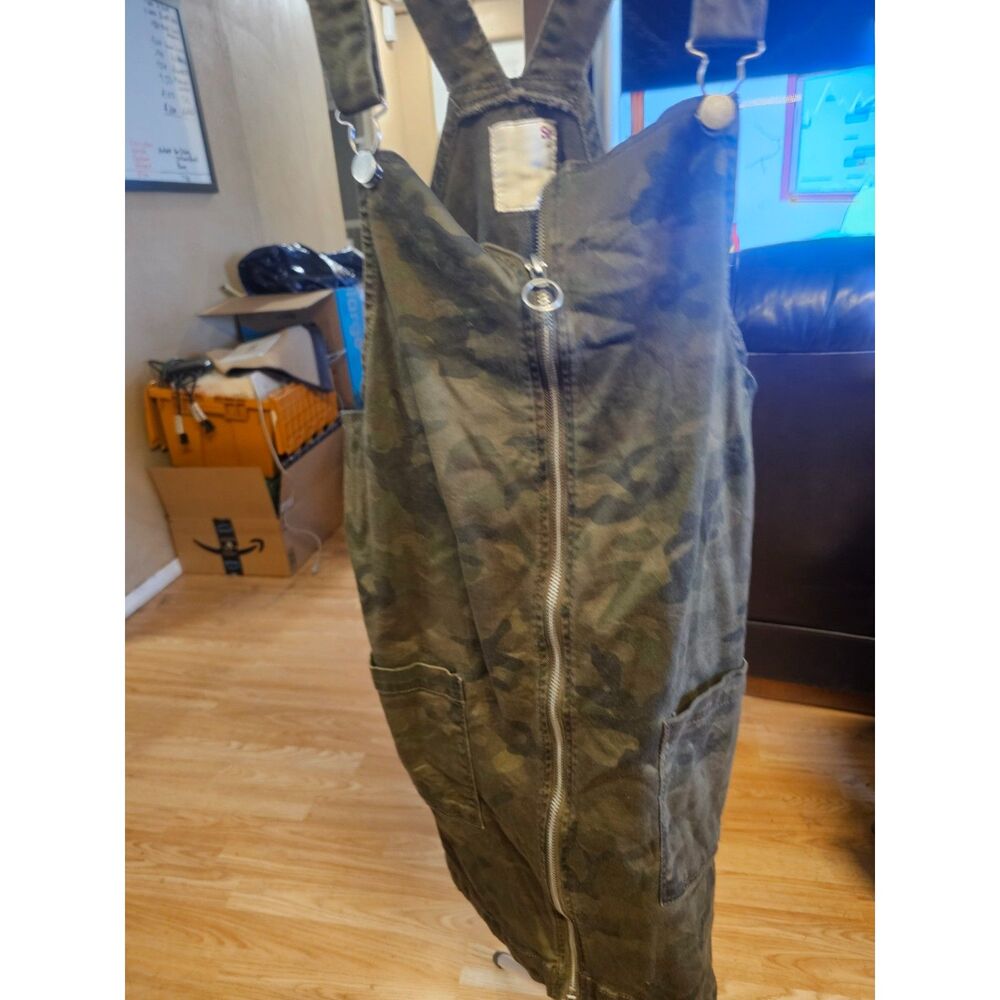 Camo dress with pockets